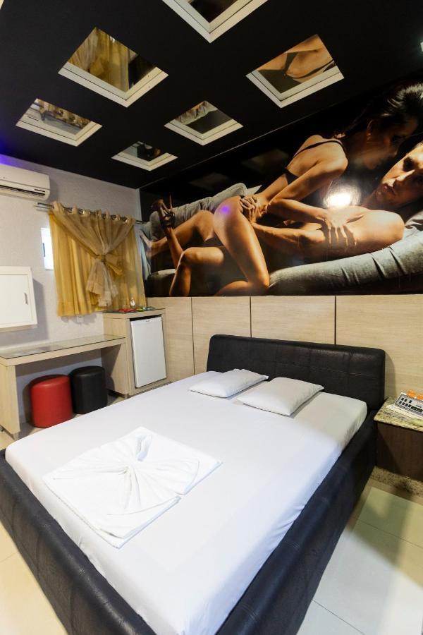 Love hotel Troia